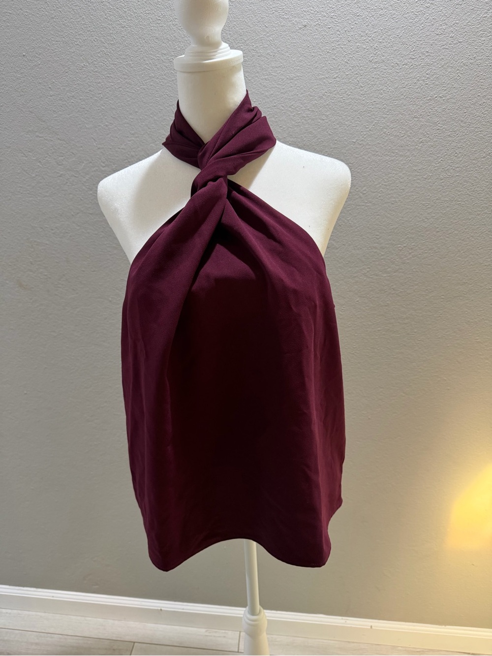 Commense Twist-Neck Sleeveless Cami - Wine